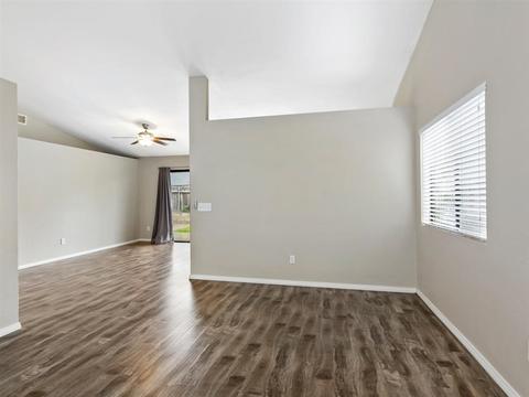 1276 Browning Ct, Vista, CA 92083 photo 8