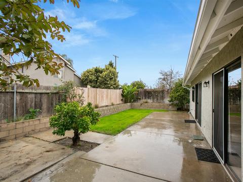 1276 Browning Ct, Vista, CA 92083 photo 22