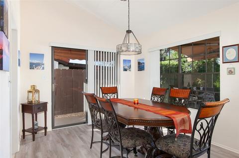 1712 Woodbrook Ln, Fallbrook, CA 92028 photo 8