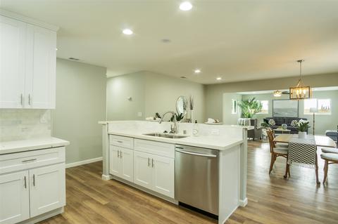 8165 Saint John Pl, La Mesa, CA 91942 photo 10