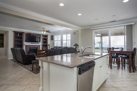 5174 Iris St, Santee, CA 92071 photo 9