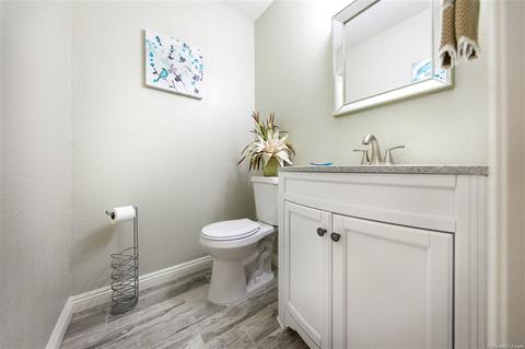 1257 Barbara Dr, Vista, CA 92084 photo 9