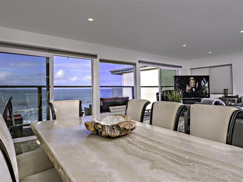 215 S Pacific St, Oceanside, CA 92054 photo 4