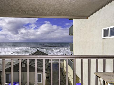 215 S Pacific St, Oceanside, CA 92054 photo 18
