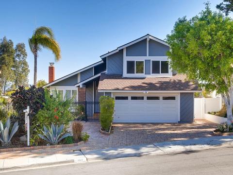 360 Compass Rd, Oceanside, CA 92054 photo 2