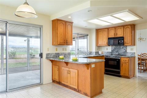3156 San Helena Dr, Oceanside, CA 92056 photo 7