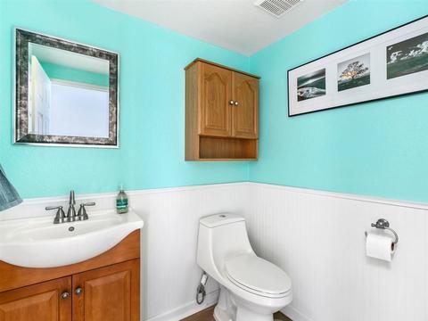 6982 Carnation Dr, Carlsbad, CA 92011 photo 9