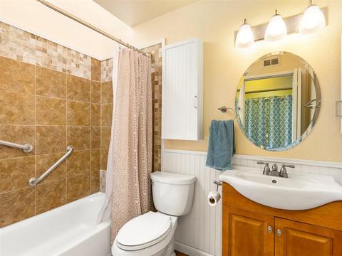 6982 Carnation Dr, Carlsbad, CA 92011 photo 13