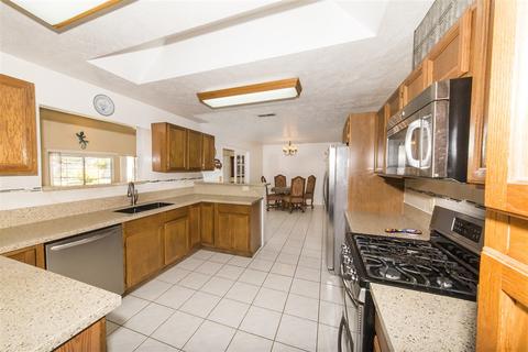 16136 Poderio, Ramona, CA 92065 photo 4