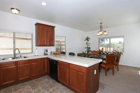 701 Grapevine Rd, Vista, CA 92083 photo 12