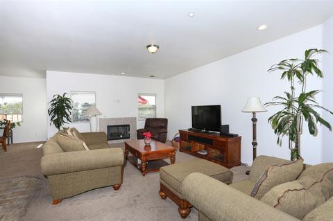 701 Grapevine Rd, Vista, CA 92083 photo 8