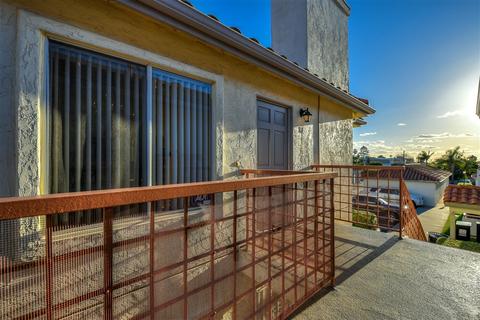 400 Stoney Point Way #87, Oceanside, CA 92058 photo 2