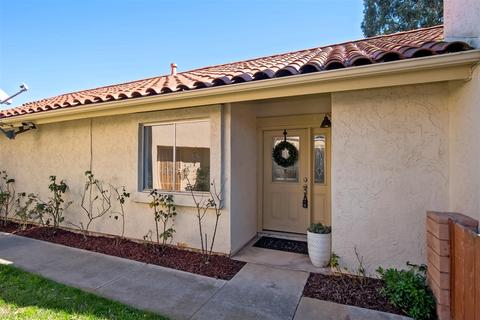 805 Caminito Azul, Carlsbad, CA 92011 photo 2