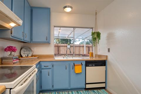 805 Caminito Azul, Carlsbad, CA 92011 photo 9