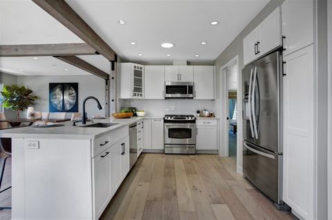 24 E I St, Encinitas, CA 92024 photo 4