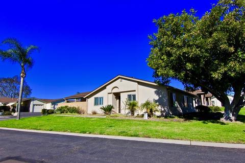 1054 Plover Way, Oceanside, CA 92057 photo 1