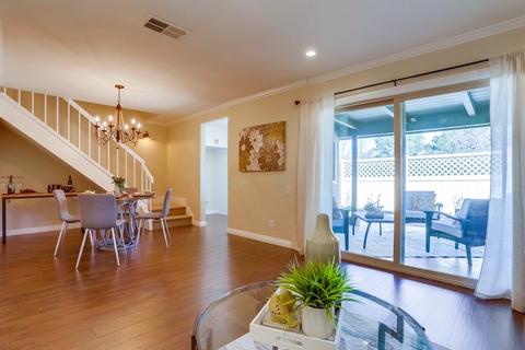 379 Roundtree Gln, Escondido, CA 92026 photo 4