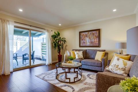379 Roundtree Gln, Escondido, CA 92026 photo 1