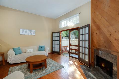 2374 Altisma Way #E, Carlsbad, CA 92009 photo 3