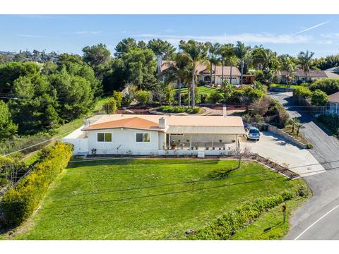 1123 Vale View Dr, Vista, CA 92081 photo 1