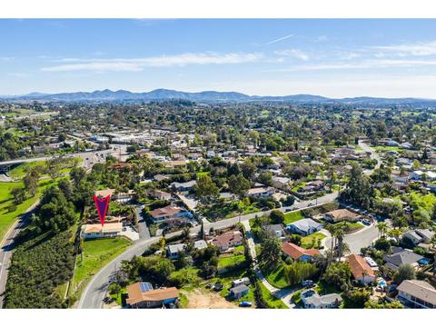 1123 Vale View Dr, Vista, CA 92081 photo 4