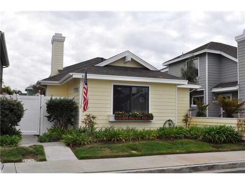 809 Windcrest Dr, Carlsbad, CA 92011 photo 1