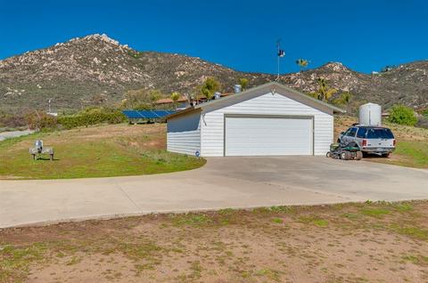 3223 Diamond Gem Ln, Jamul, CA 91935 photo 4