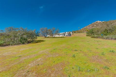 3223 Diamond Gem Ln, Jamul, CA 91935 photo 2