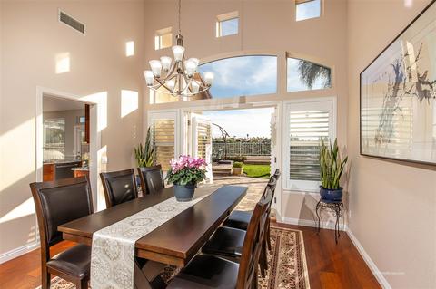 536 Bayona Loop, Chula Vista, CA 91910 photo 10