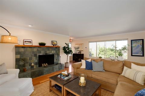 2933 Mackey Dr, Fallbrook, CA 92028 photo 1