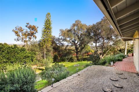 2933 Mackey Dr, Fallbrook, CA 92028 photo 17
