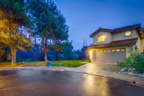 329 Valleytree Pl, Escondido, CA 92026 photo 3