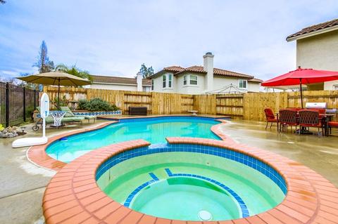 329 Valleytree Pl, Escondido, CA 92026 photo 23