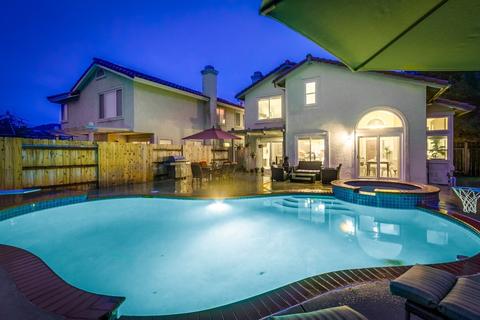 329 Valleytree Pl, Escondido, CA 92026 photo 6