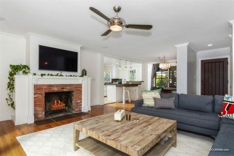 176 Parnassus Cir, Oceanside, CA 92054 photo 1