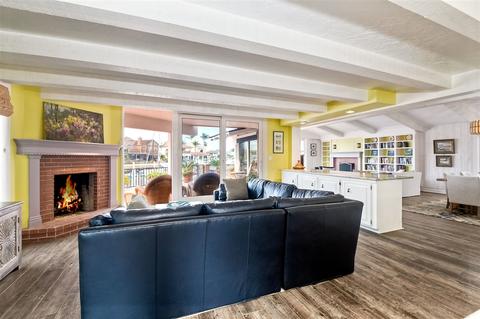 19 Green Turtle Rd, Coronado, CA 92118 photo 8