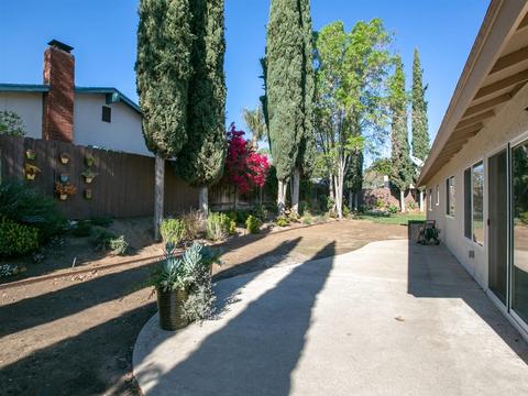 1802 Donalor Dr, Escondido, CA 92027 photo 9