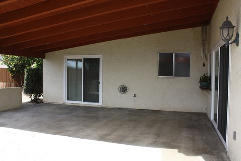 10654 Holborn Ct, Santee, CA 92071 photo 3