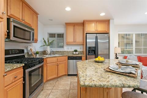4032 Aidan Cir, Carlsbad, CA 92008 photo 3