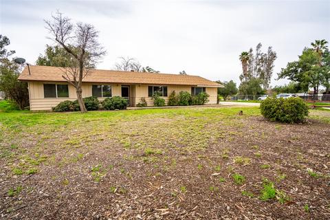 660 Steffy Rd, Ramona, CA 92065 photo 2