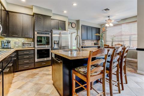598 Padrone Pl, Chula Vista, CA 91910 photo 8