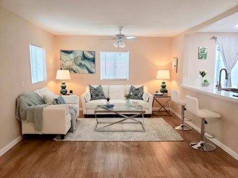 312 E Lugonia Ave, Redlands, CA 92374 photo 2