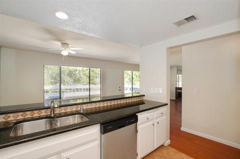 874 Buttercup Rd, Carlsbad, CA 92011 photo 11