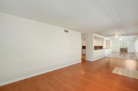 874 Buttercup Rd, Carlsbad, CA 92011 photo 5