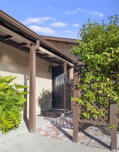 1348 Panorama Ridge Rd, Oceanside, CA 92056 photo 3