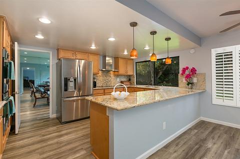 7311 Esfera St, Carlsbad, CA 92009 photo 1