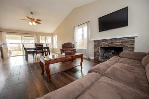 4567 Big Sur St, Oceanside, CA 92057 photo 4
