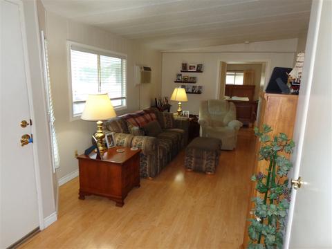 199 Bright Creek Ln, Oceanside, CA 92056 photo 3