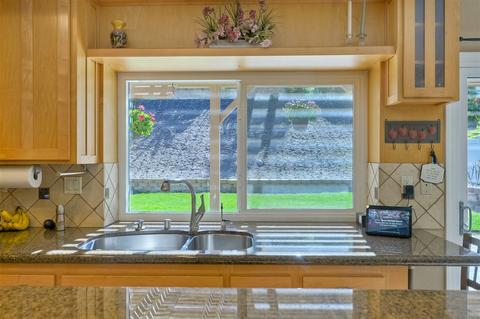 1967 White Birch Dr, Vista, CA 92081 photo 8