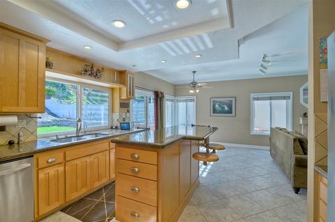 1967 White Birch Dr, Vista, CA 92081 photo 7